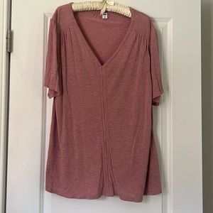 🌸Old Navy Short Sleeve Sparkle Tee🌸